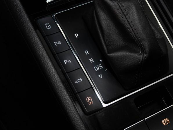 Skoda Superb III Рестайлинг с пробегом 2024 года, цена 4 635 000 рублей, 6600 км, лифтбек, Автокод Объявления