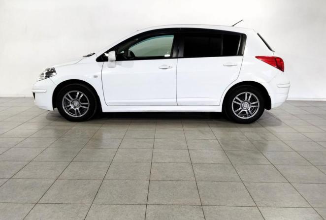 Nissan Tiida I Рестайлинг с пробегом 2012 года, цена 920 000 рублей, 109502 км, хэтчбек, Автокод Объявления
