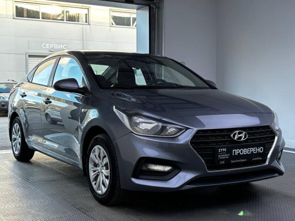 Hyundai Solaris II с пробегом 2018 года, цена 1 470 000 рублей, 77000 км, седан, Автокод Объявления