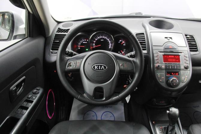 Kia Soul I Рестайлинг с пробегом 2011 года, цена 782 000 рублей, 211066 км, хэтчбек, Автокод Объявления