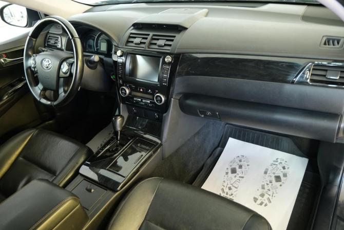 Toyota Camry VII (XV50) с пробегом 2013 года, цена 2 099 000 рублей, 98000 км, седан, Автокод Объявления