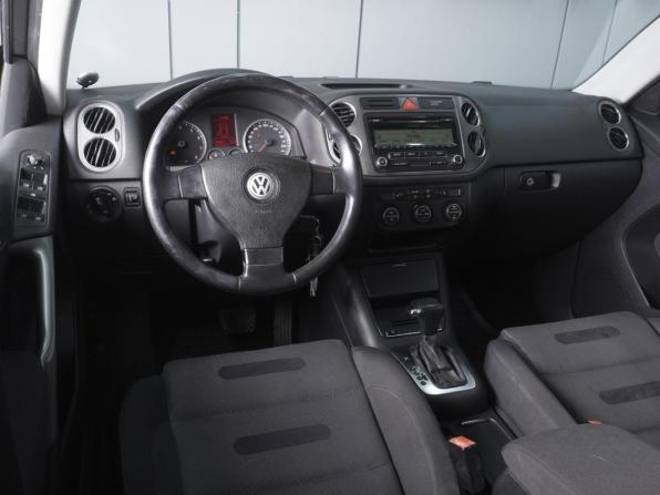 Volkswagen Tiguan I с пробегом 2009 года, цена 1 260 000 рублей, 244097 км, внедорожник, Автокод Объявления