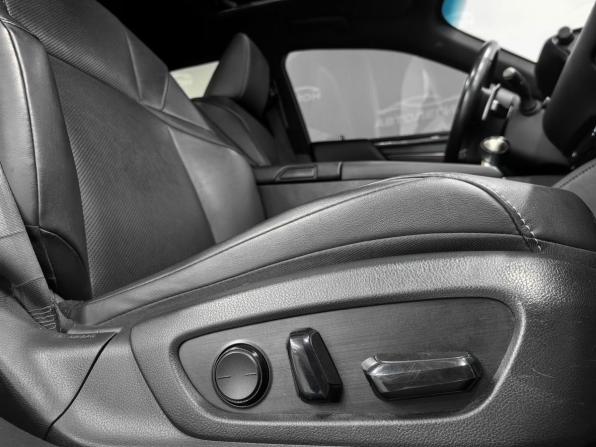 Lexus ES VII с пробегом 2019 года, цена 4 090 000 рублей, 63000 км, седан, Автокод Объявления