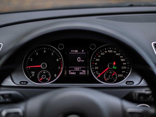 Volkswagen Passat B7 с пробегом 2013 года, цена 1 300 000 рублей, 74358 км, седан, Автокод Объявления
