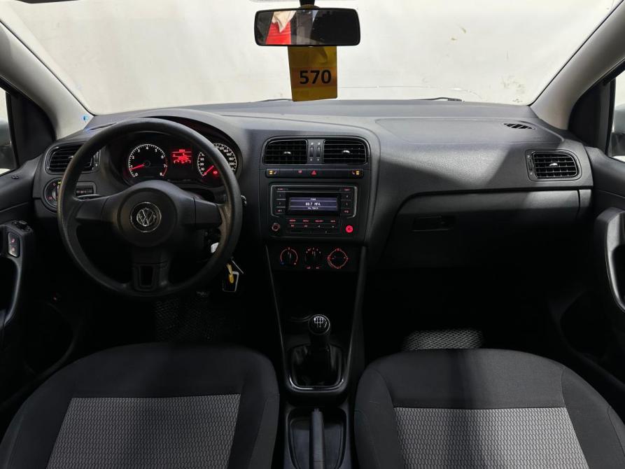Volkswagen Polo V Санкт-Петербург  - изображение 8