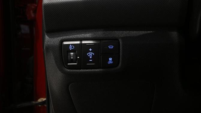 Hyundai Creta I Рестайлинг с пробегом 2020 года, цена 1 995 000 рублей, 102000 км, внедорожник, Автокод Объявления