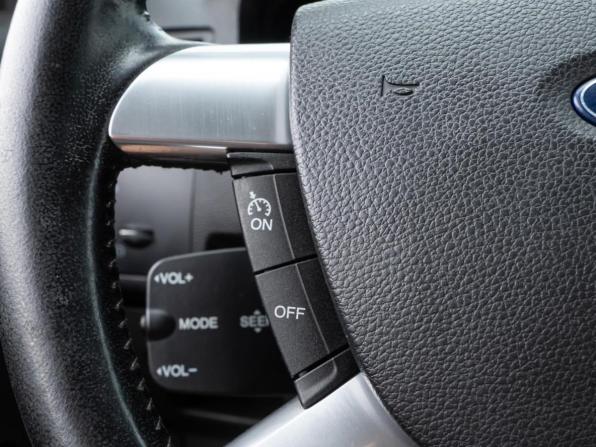Ford Kuga I с пробегом 2012 года, цена 950 000 рублей, 190445 км, внедорожник, Автокод Объявления