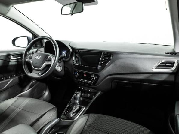Hyundai Solaris II с пробегом 2019 года, цена 1 349 777 рублей, 115000 км, седан, Автокод Объявления