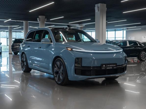 Li Auto (Lixiang) L9 I с пробегом 2023 года, цена 6 420 000 рублей, 48721 км, внедорожник, Автокод Объявления