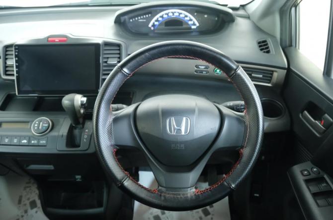 Honda Freed I Рестайлинг с пробегом 2012 года, цена 1 149 000 рублей, 161200 км, компактвэн, Автокод Объявления