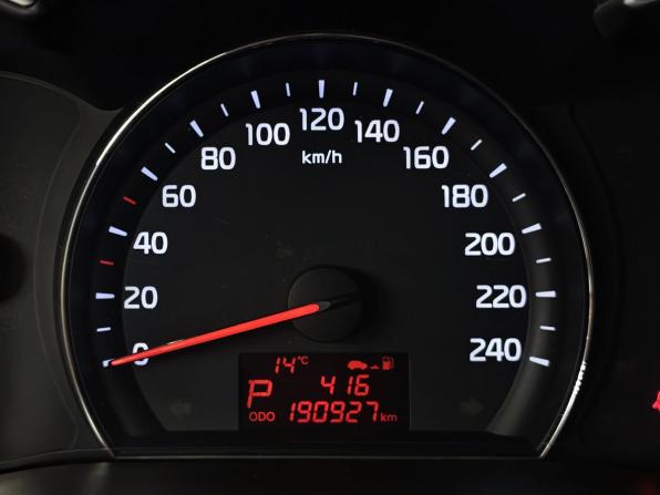 Kia Sorento II Рестайлинг с пробегом 2013 года, цена 1 150 000 рублей, 190925 км, внедорожник, Автокод Объявления