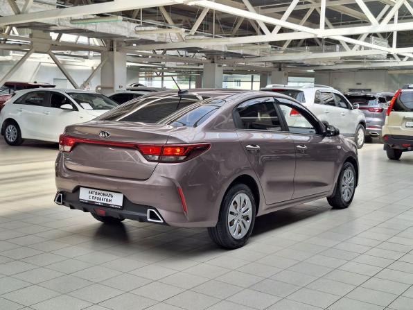 Kia Rio IV Рестайлинг с пробегом 2020 года, цена 1 317 500 рублей, 130195 км, седан, Автокод Объявления