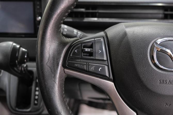 Mazda Flair II с пробегом 2017 года, цена 839 000 рублей, 91962 км, микровэн, Автокод Объявления