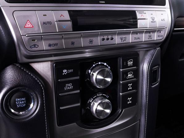 Toyota Land Cruiser Prado 150 Series Рестайлинг 2 с пробегом 2017 года, цена 4 240 000 рублей, 205855 км, внедорожник, Автокод Объявления