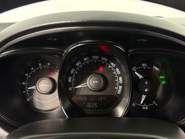 Lada (ВАЗ) Vesta I с пробегом 2016 года, цена 830 000 рублей, 109817 км, седан, Автокод Объявления