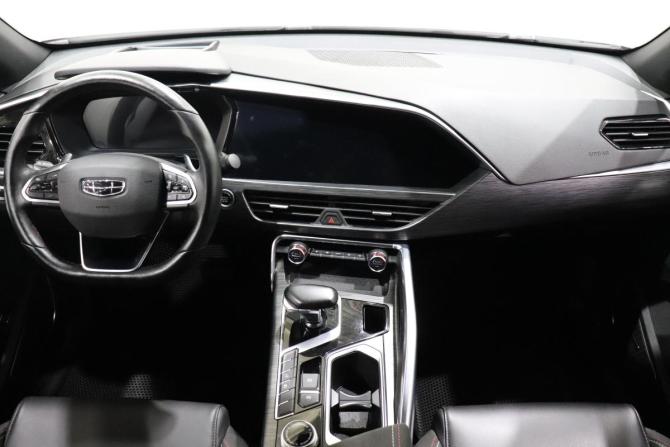 Geely Tugella I Рестайлинг с пробегом 2023 года, цена 3 025 000 рублей, 51446 км, внедорожник, Автокод Объявления