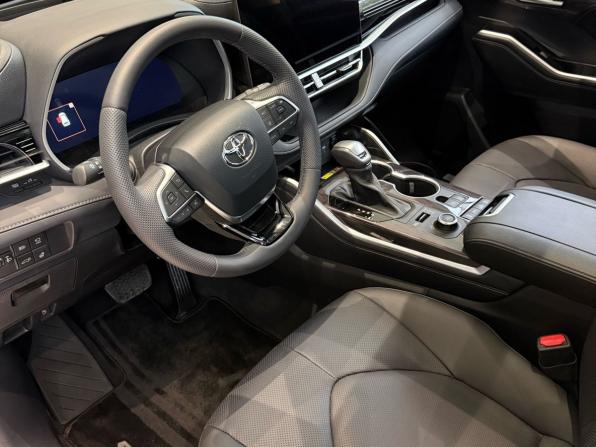 Toyota Highlander IV (XU70) с пробегом 2026 года, цена 5 800 000 рублей, 10 км, внедорожник, Автокод Объявления