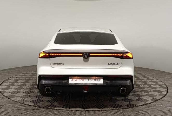 Changan UNI-V I с пробегом 2024 года, цена 2 250 000 рублей, 43050 км, лифтбек, Автокод Объявления