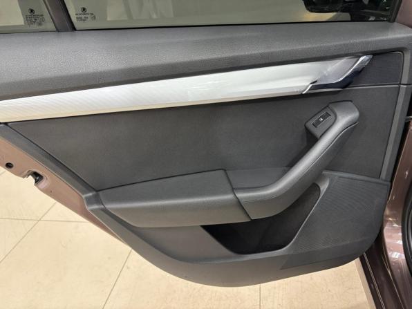 Skoda Octavia III (A7) с пробегом 2014 года, цена 720 000 рублей, 331800 км, лифтбек, Автокод Объявления