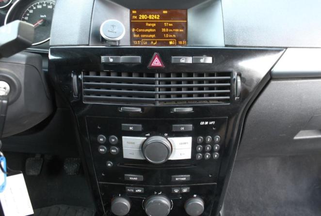 Opel Astra H Рестайлинг с пробегом 2008 года, цена 450 000 рублей, 303689 км, хэтчбек, Автокод Объявления