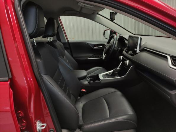 Toyota RAV4 V (XA50) с пробегом 2021 года, цена 3 463 000 рублей, 36932 км, внедорожник, Автокод Объявления