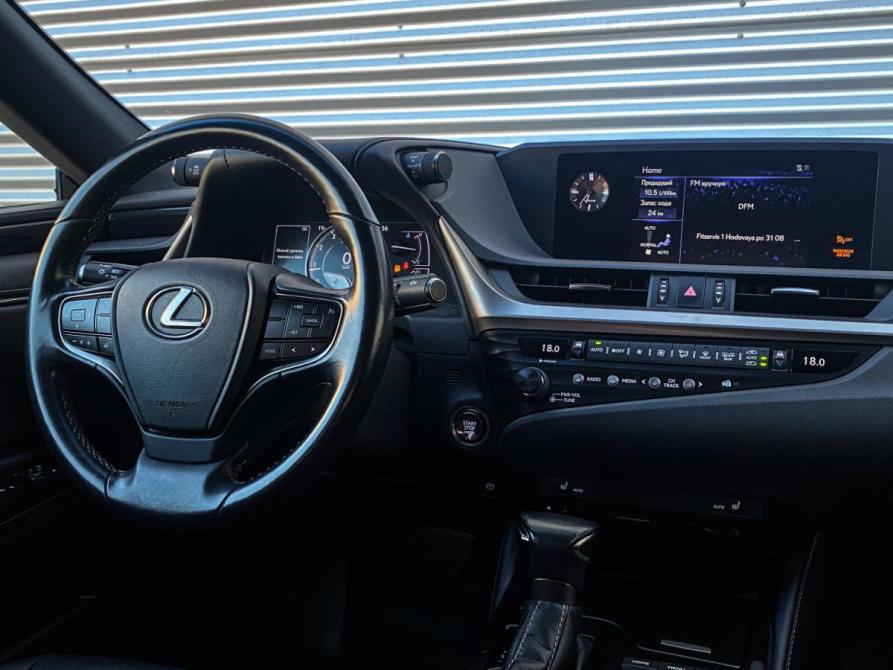 Lexus ES VII Москва  - изображение 13
