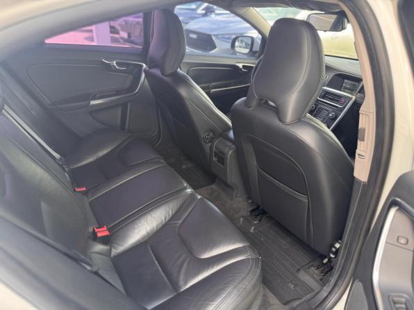 Volvo S60 II с пробегом 2012 года, цена 1 075 000 рублей, 185420 км, седан, Автокод Объявления