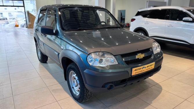 Chevrolet Niva I Рестайлинг с пробегом 2015 года, цена 535 000 рублей, 165825 км, внедорожник, Автокод Объявления