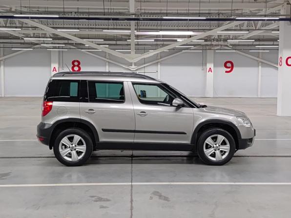 Skoda Yeti I с пробегом 2012 года, цена 1 100 000 рублей, 158355 км, внедорожник, Автокод Объявления