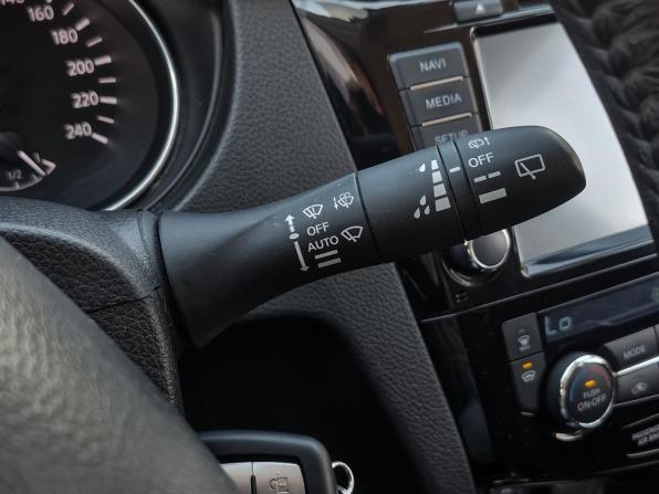 Nissan Qashqai II с пробегом 2018 года, цена 1 839 000 рублей, 76671 км, внедорожник, Автокод Объявления