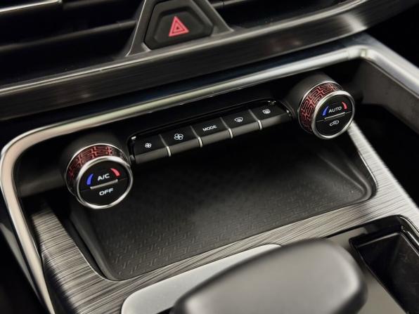 Geely Tugella I Рестайлинг с пробегом 2023 года, цена 2 830 000 рублей, 44614 км, внедорожник, Автокод Объявления