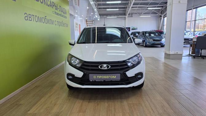 Lada (ВАЗ) Granta I Рестайлинг с пробегом 2022 года, цена 633 000 рублей, 111293 км, хэтчбек, Автокод Объявления