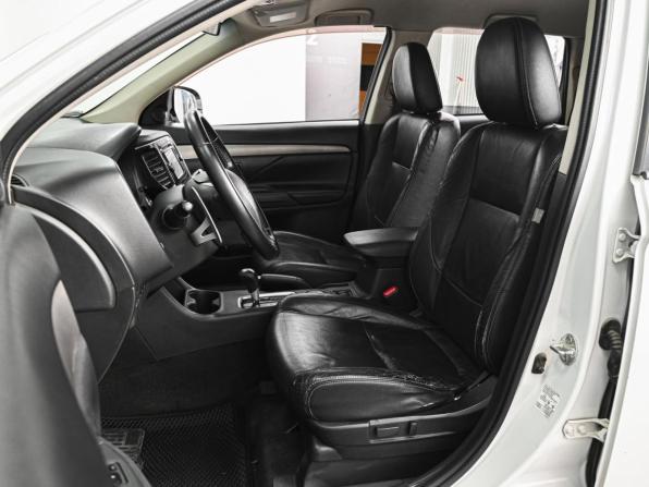 Mitsubishi Outlander III с пробегом 2012 года, цена 1 348 568 рублей, 178525 км, внедорожник, Автокод Объявления