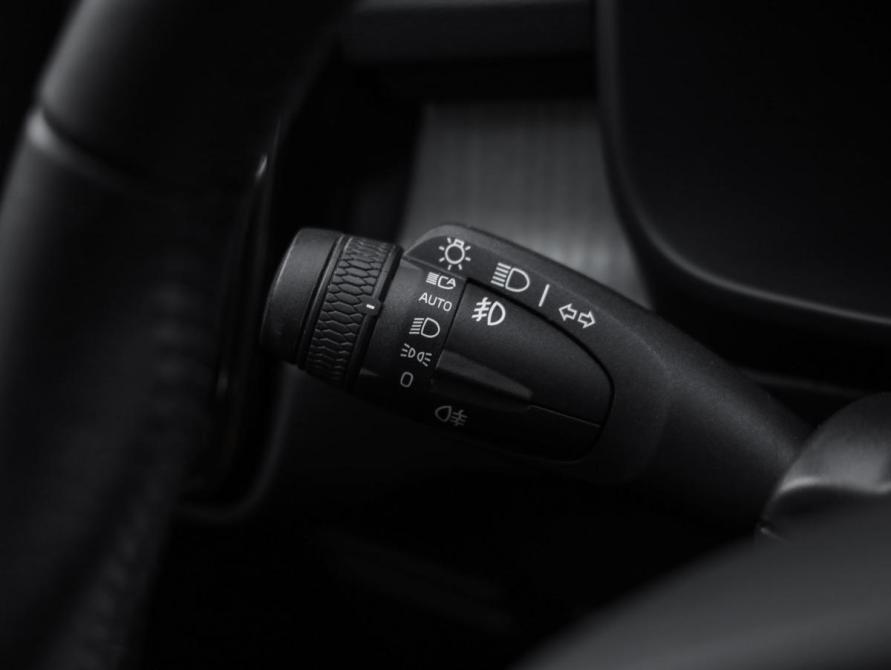 Volvo XC40 I Санкт-Петербург  - изображение 25