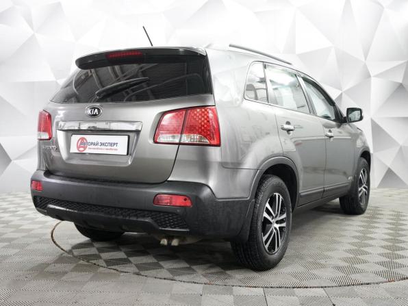 Kia Sorento II с пробегом 2011 года, цена 1 390 000 рублей, 209500 км, внедорожник, Автокод Объявления