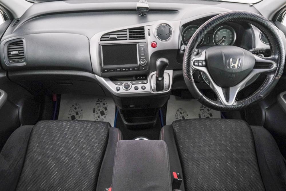 Honda Stream II Рестайлинг Красноярск  - изображение 9