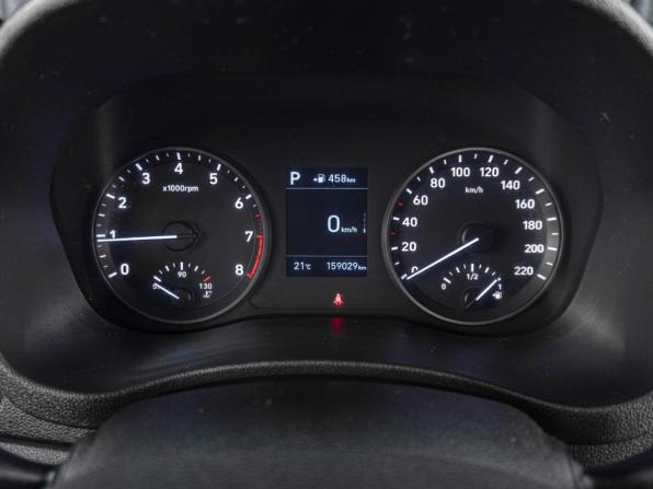 Hyundai Solaris II с пробегом 2018 года, цена 1 399 000 рублей, 159029 км, седан, Автокод Объявления