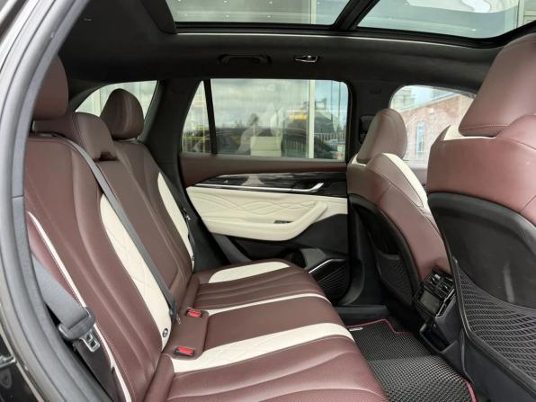 Geely Monjaro I с пробегом 2023 года, цена 2 700 000 рублей, 103236 км, внедорожник, Автокод Объявления