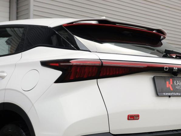 Omoda C5 I с пробегом 2022 года, цена 1 665 000 рублей, 62000 км, внедорожник, Автокод Объявления