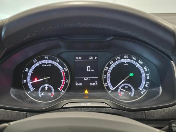 Skoda Karoq I с пробегом 2020 года, цена 2 600 000 рублей, 55500 км, внедорожник, Автокод Объявления