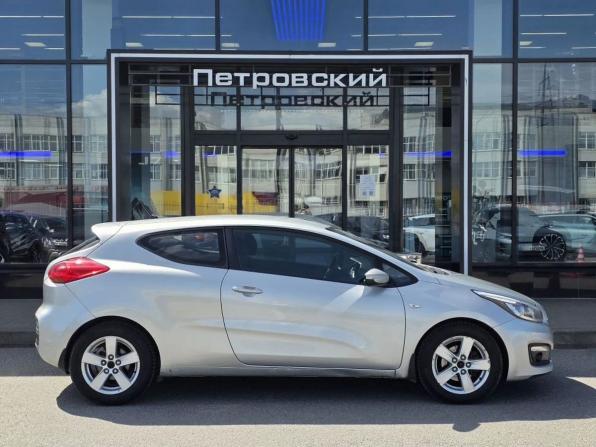 Kia Ceed II Рестайлинг с пробегом 2016 года, цена 1 100 000 рублей, 130687 км, хэтчбек, Автокод Объявления