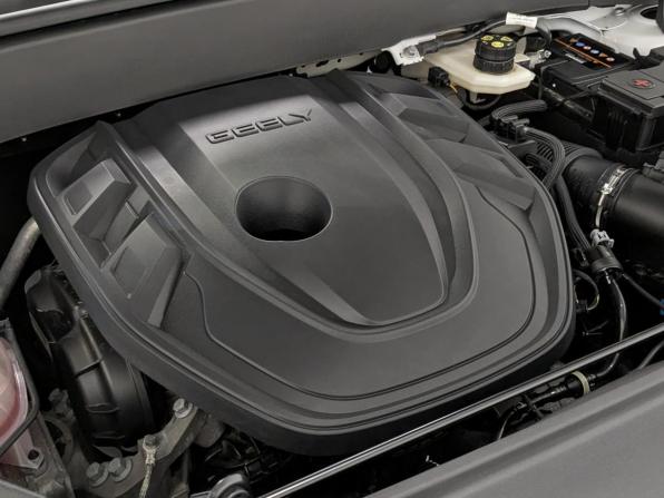 Geely Atlas II с пробегом 2024 года, цена 3 100 000 рублей, 24948 км, внедорожник, Автокод Объявления