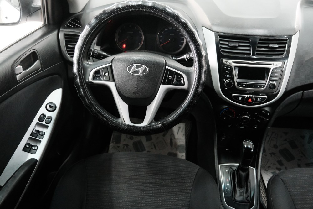 Hyundai Solaris I Рестайлинг Омск  - изображение 12
