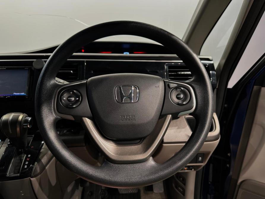 Honda Stepwgn V Краснодар  - изображение 18