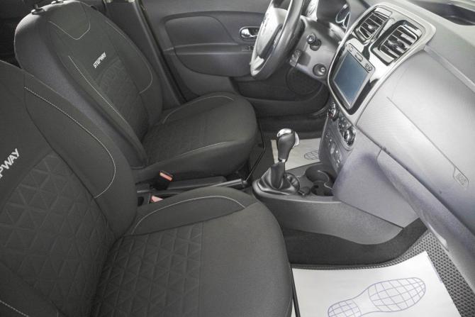 Renault Sandero II с пробегом 2017 года, цена 1 029 000 рублей, 122000 км, хэтчбек, Автокод Объявления