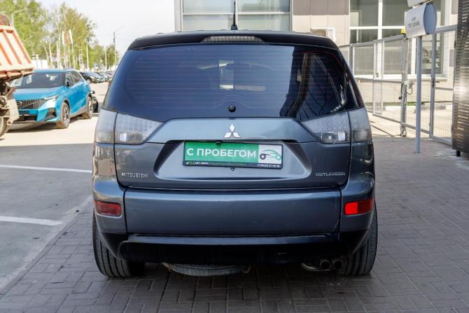 Mitsubishi Outlander II с пробегом 2006 года, цена 727 000 рублей, 193000 км, внедорожник, Автокод Объявления
