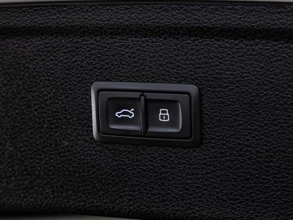 Audi Q5 II (FY) Рестайлинг с пробегом 2021 года, цена 4 599 000 рублей, 89709 км, внедорожник, Автокод Объявления