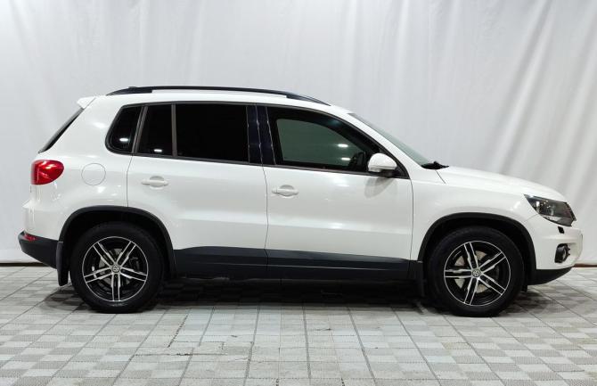 Volkswagen Tiguan I Рестайлинг с пробегом 2012 года, цена 1 350 000 рублей, 200228 км, внедорожник, Автокод Объявления