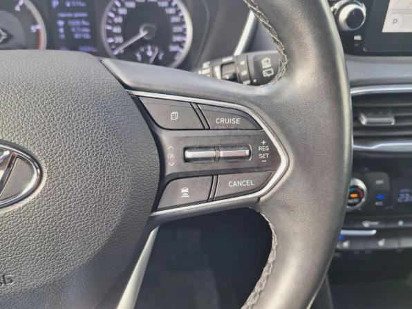 Hyundai Santa Fe IV с пробегом 2018 года, цена 2 649 000 рублей, 70500 км, внедорожник, Автокод Объявления