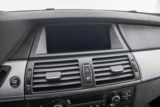 BMW X5 II (E70) Рестайлинг с пробегом 2013 года, цена 1 999 000 рублей, 345000 км, внедорожник, Автокод Объявления